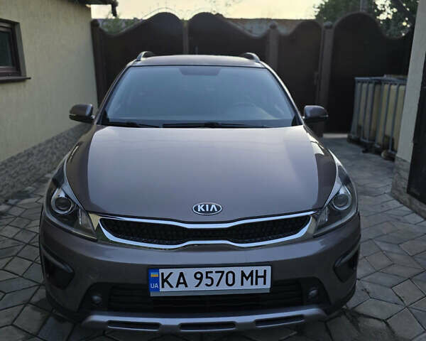 Коричневый Киа Rio X-Line, объемом двигателя 1.6 л и пробегом 92 тыс. км за 17000 $, фото 1 на Automoto.ua