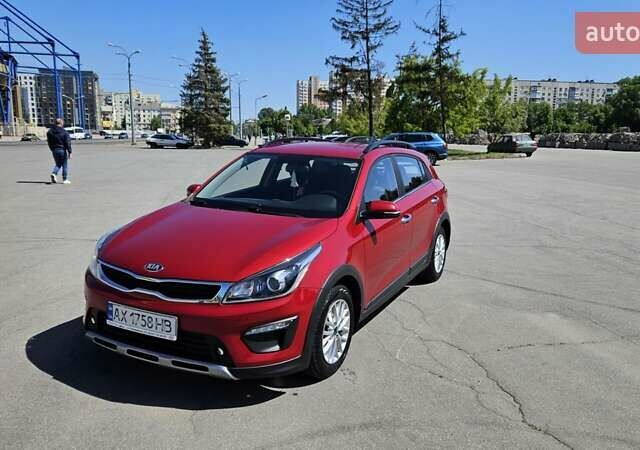Красный Киа Rio X-Line, объемом двигателя 1.6 л и пробегом 91 тыс. км за 16100 $, фото 1 на Automoto.ua