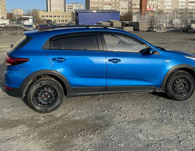 Синій Кіа Rio X-Line, об'ємом двигуна 1.6 л та пробігом 148 тис. км за 17100 $, фото 1 на Automoto.ua