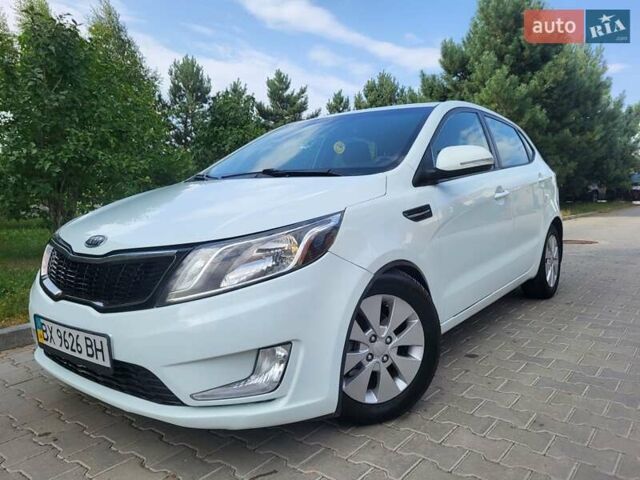 Белый Киа Рио, объемом двигателя 1.59 л и пробегом 210 тыс. км за 7900 $, фото 1 на Automoto.ua