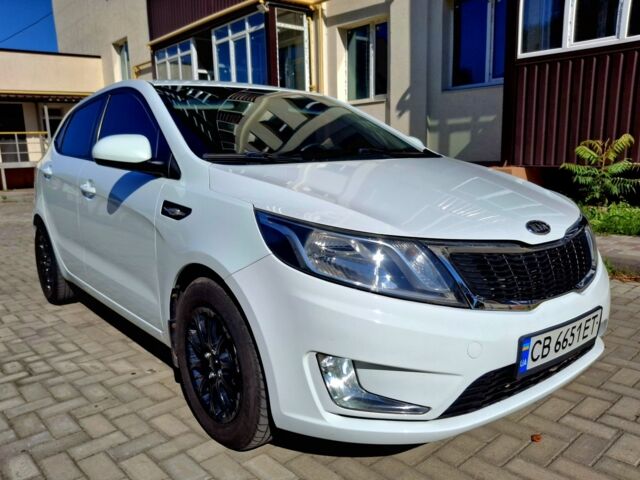 Белый Киа Рио, объемом двигателя 1.6 л и пробегом 185 тыс. км за 7899 $, фото 1 на Automoto.ua