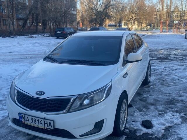 Белый Киа Рио, объемом двигателя 1.4 л и пробегом 184 тыс. км за 7200 $, фото 1 на Automoto.ua