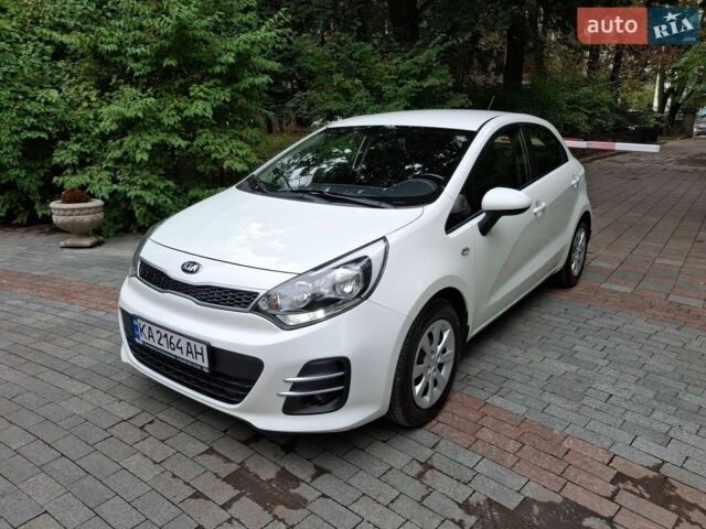 Белый Киа Рио, объемом двигателя 1.4 л и пробегом 78 тыс. км за 12345 $, фото 1 на Automoto.ua