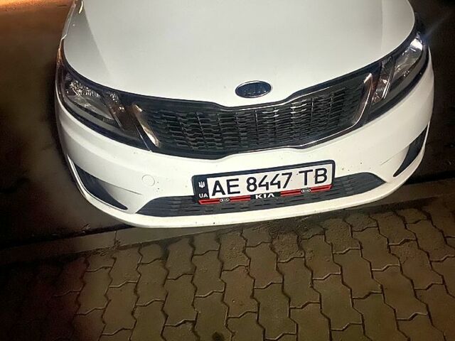 Белый Киа Рио, объемом двигателя 1.4 л и пробегом 96 тыс. км за 7500 $, фото 1 на Automoto.ua