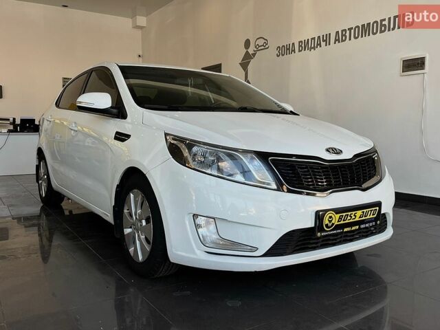 Білий Кіа Ріо, об'ємом двигуна 1.59 л та пробігом 182 тис. км за 7300 $, фото 1 на Automoto.ua