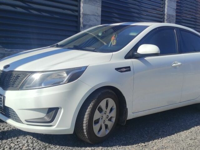 Белый Киа Рио, объемом двигателя 1.4 л и пробегом 170 тыс. км за 6700 $, фото 1 на Automoto.ua