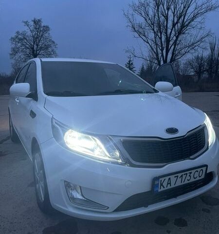 Білий Кіа Ріо, об'ємом двигуна 1.6 л та пробігом 163 тис. км за 5999 $, фото 1 на Automoto.ua