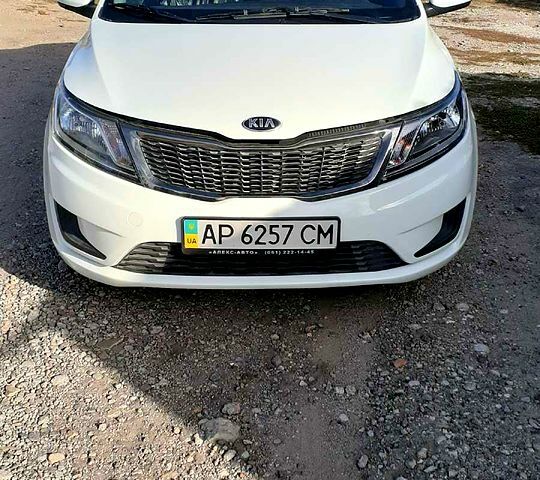 Белый Киа Рио, объемом двигателя 1.4 л и пробегом 58 тыс. км за 5800 $, фото 1 на Automoto.ua
