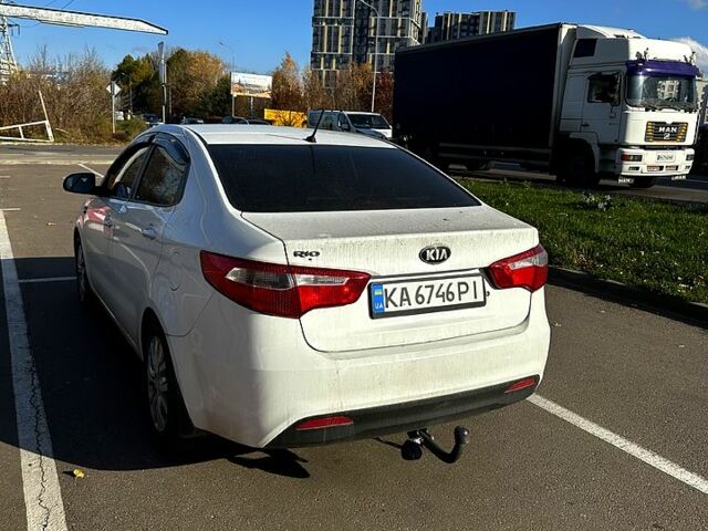 Белый Киа Рио, объемом двигателя 1.4 л и пробегом 214 тыс. км за 8300 $, фото 1 на Automoto.ua
