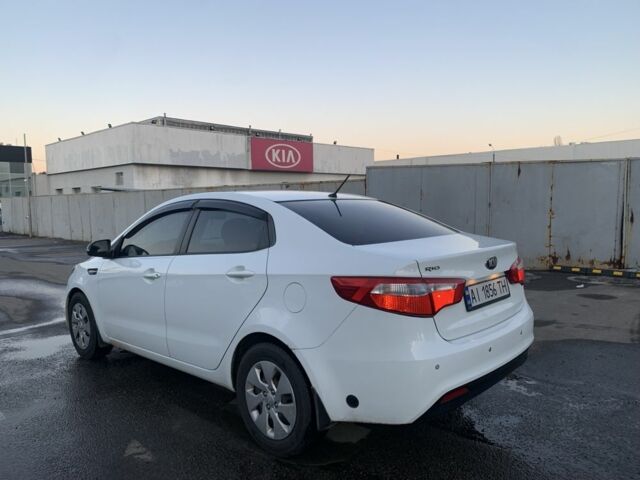 Белый Киа Рио, объемом двигателя 1.4 л и пробегом 87 тыс. км за 8555 $, фото 1 на Automoto.ua