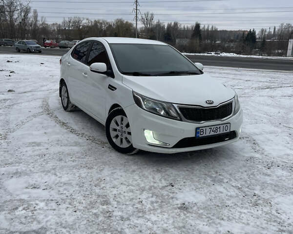 Белый Киа Рио, объемом двигателя 1.6 л и пробегом 148 тыс. км за 7550 $, фото 1 на Automoto.ua