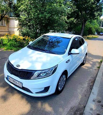 Білий Кіа Ріо, об'ємом двигуна 1.4 л та пробігом 263 тис. км за 7700 $, фото 1 на Automoto.ua