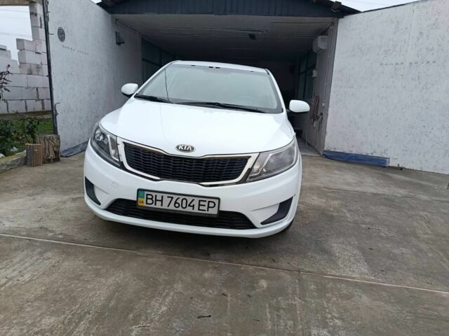 Белый Киа Рио, объемом двигателя 1.4 л и пробегом 110 тыс. км за 8500 $, фото 1 на Automoto.ua