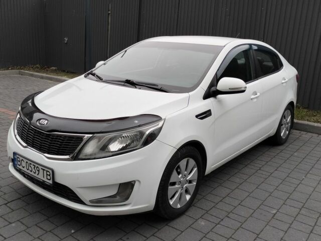 Белый Киа Рио, объемом двигателя 1.6 л и пробегом 198 тыс. км за 7250 $, фото 1 на Automoto.ua