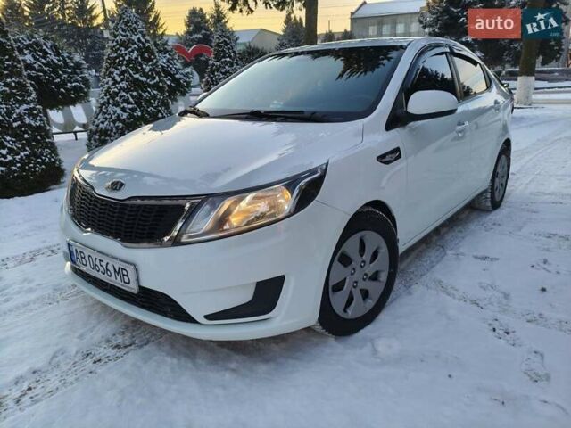 Белый Киа Рио, объемом двигателя 1.4 л и пробегом 144 тыс. км за 7700 $, фото 1 на Automoto.ua