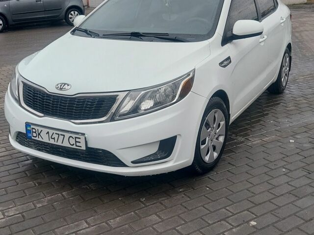 Белый Киа Рио, объемом двигателя 1.4 л и пробегом 125 тыс. км за 7500 $, фото 1 на Automoto.ua