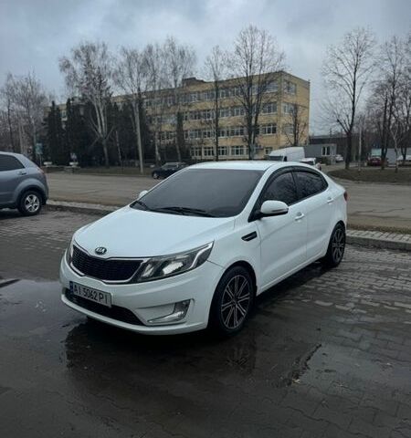 Білий Кіа Ріо, об'ємом двигуна 1.59 л та пробігом 238 тис. км за 6900 $, фото 1 на Automoto.ua