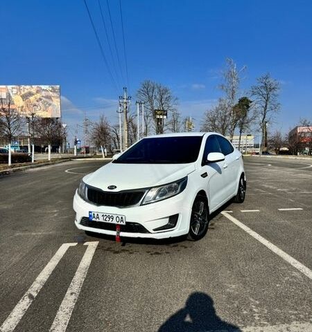 Білий Кіа Ріо, об'ємом двигуна 1.4 л та пробігом 252 тис. км за 6300 $, фото 1 на Automoto.ua