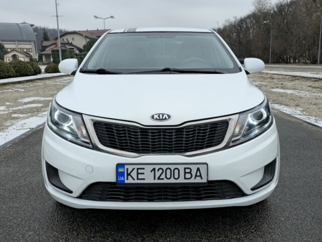 Білий Кіа Ріо, об'ємом двигуна 1.4 л та пробігом 124 тис. км за 7199 $, фото 1 на Automoto.ua