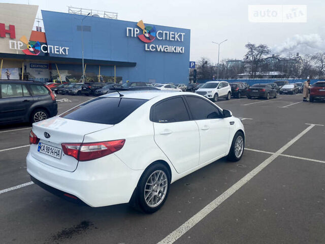 Білий Кіа Ріо, об'ємом двигуна 1.4 л та пробігом 159 тис. км за 8200 $, фото 1 на Automoto.ua