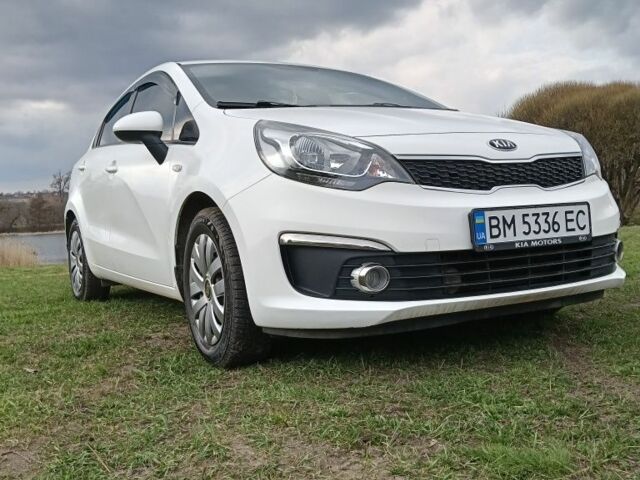 Белый Киа Рио, объемом двигателя 1.4 л и пробегом 137 тыс. км за 6400 $, фото 1 на Automoto.ua