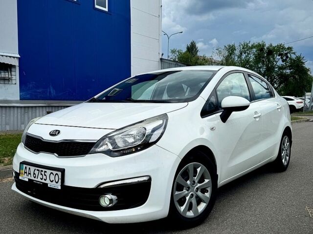 Белый Киа Рио, объемом двигателя 1.4 л и пробегом 160 тыс. км за 9100 $, фото 1 на Automoto.ua