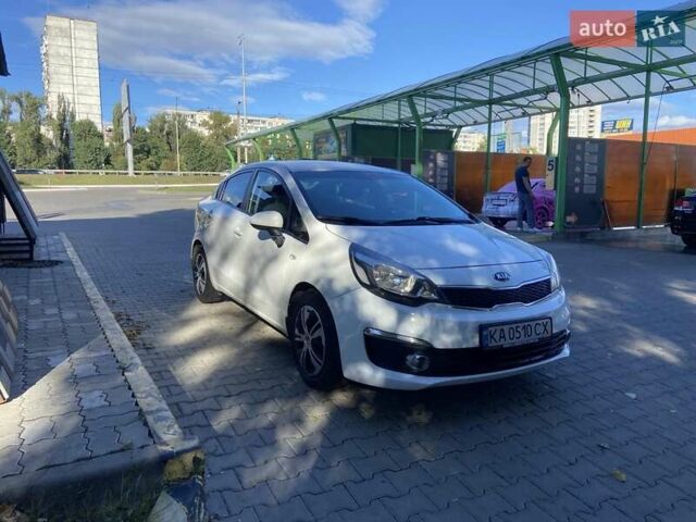 Белый Киа Рио, объемом двигателя 1.4 л и пробегом 87 тыс. км за 8700 $, фото 1 на Automoto.ua