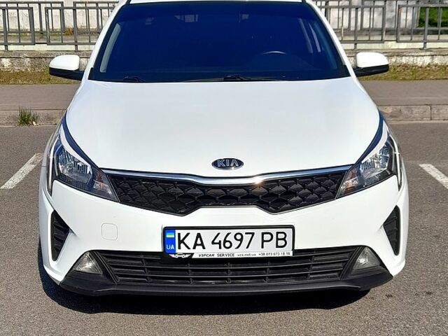 Белый Киа Рио, объемом двигателя 14 л и пробегом 87 тыс. км за 12900 $, фото 1 на Automoto.ua