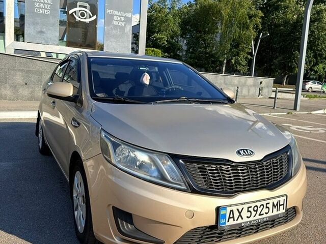 Бежевый Киа Рио, объемом двигателя 1.4 л и пробегом 181 тыс. км за 7100 $, фото 1 на Automoto.ua
