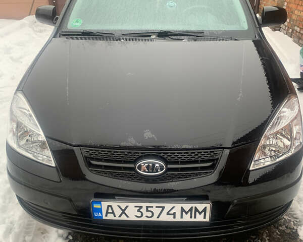 Черный Киа Рио, объемом двигателя 1.4 л и пробегом 86 тыс. км за 5300 $, фото 1 на Automoto.ua