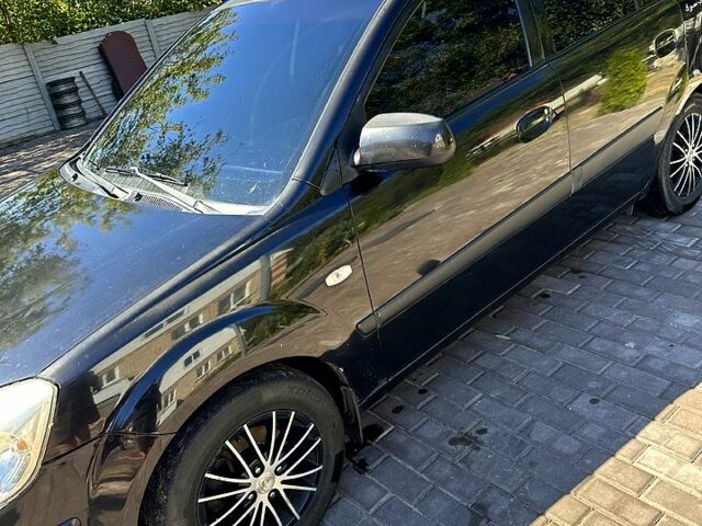 Чорний Кіа Ріо, об'ємом двигуна 1.4 л та пробігом 0 тис. км за 3600 $, фото 1 на Automoto.ua