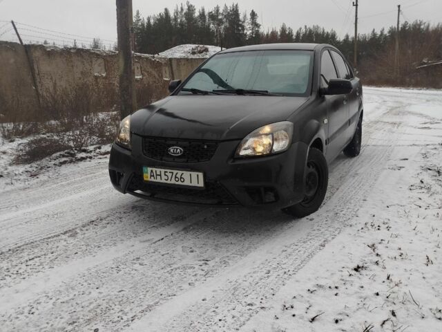 Чорний Кіа Ріо, об'ємом двигуна 0 л та пробігом 76 тис. км за 2850 $, фото 1 на Automoto.ua