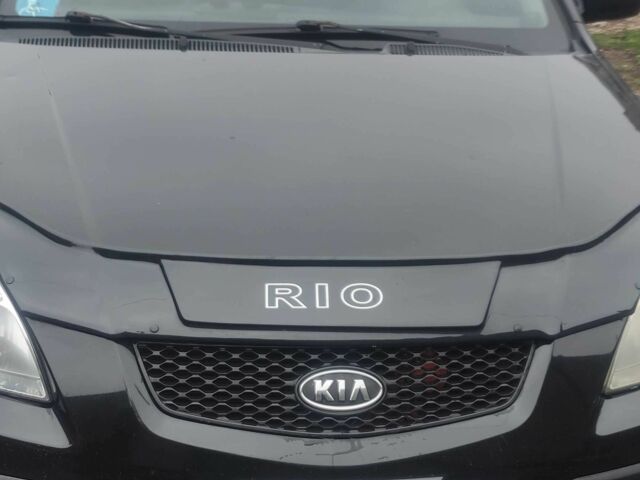 Черный Киа Рио, объемом двигателя 1.4 л и пробегом 229 тыс. км за 4200 $, фото 1 на Automoto.ua