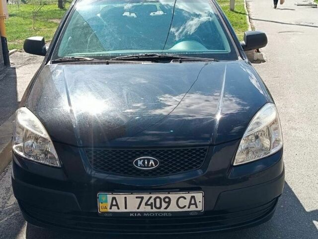 Черный Киа Рио, объемом двигателя 1.4 л и пробегом 146 тыс. км за 4350 $, фото 1 на Automoto.ua