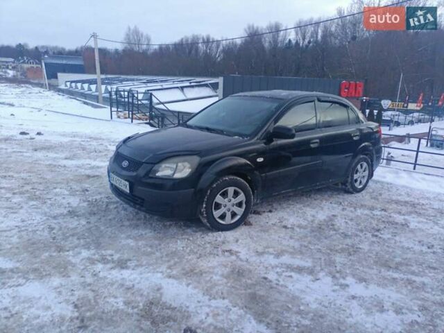 Черный Киа Рио, объемом двигателя 1.4 л и пробегом 273 тыс. км за 3700 $, фото 1 на Automoto.ua