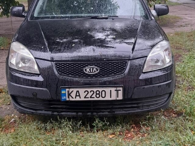 Чорний Кіа Ріо, об'ємом двигуна 1.4 л та пробігом 270 тис. км за 2198 $, фото 1 на Automoto.ua