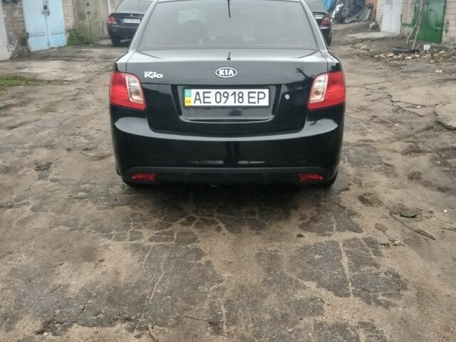 Черный Киа Рио, объемом двигателя 1.4 л и пробегом 150 тыс. км за 2550 $, фото 1 на Automoto.ua