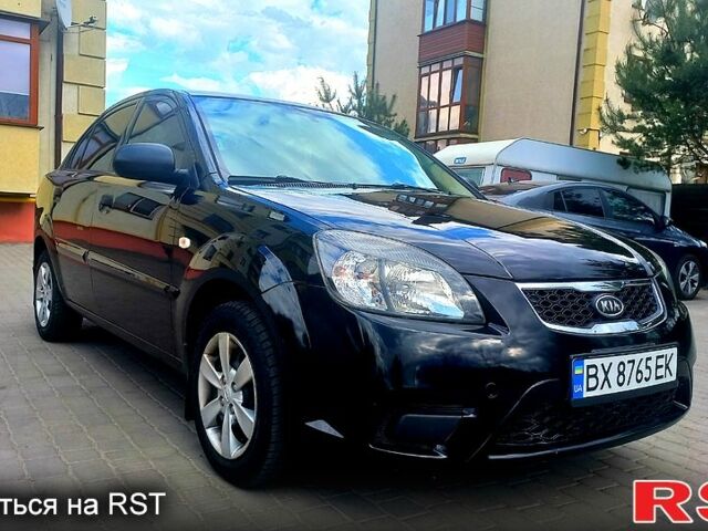Черный Киа Рио, объемом двигателя 1.4 л и пробегом 49 тыс. км за 4800 $, фото 1 на Automoto.ua