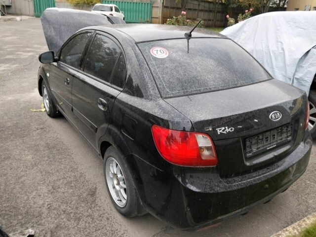 Чорний Кіа Ріо, об'ємом двигуна 1.4 л та пробігом 160 тис. км за 2343 $, фото 1 на Automoto.ua