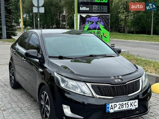 Чорний Кіа Ріо, об'ємом двигуна 1.6 л та пробігом 180 тис. км за 7200 $, фото 1 на Automoto.ua