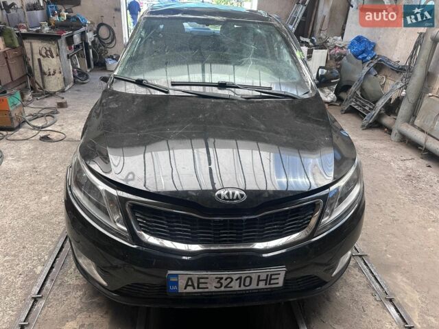 Черный Киа Рио, объемом двигателя 1.59 л и пробегом 105 тыс. км за 2700 $, фото 1 на Automoto.ua