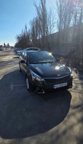 Черный Киа Рио, объемом двигателя 1.59 л и пробегом 59 тыс. км за 14999 $, фото 1 на Automoto.ua