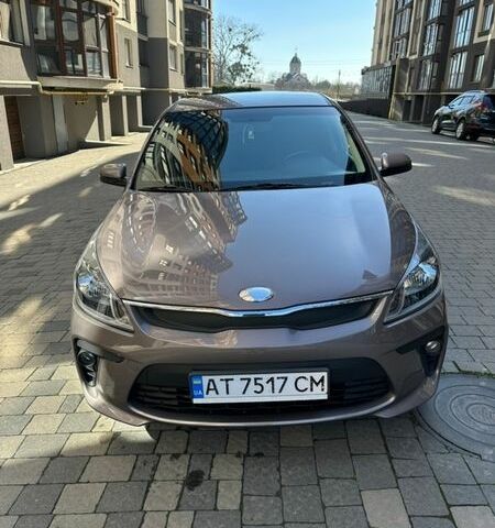 Коричневый Киа Рио, объемом двигателя 1.37 л и пробегом 118 тыс. км за 12800 $, фото 1 на Automoto.ua