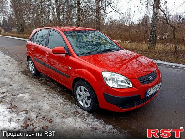 Червоний Кіа Ріо, об'ємом двигуна 1.4 л та пробігом 20200 тис. км за 3999 $, фото 1 на Automoto.ua