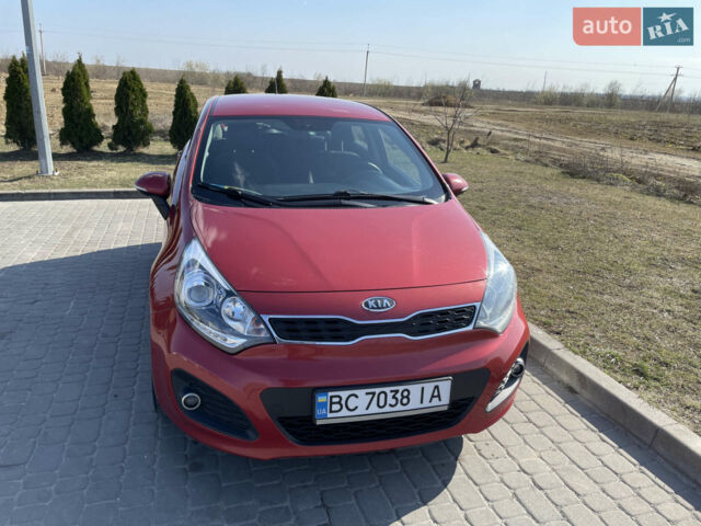 Червоний Кіа Ріо, об'ємом двигуна 1.4 л та пробігом 209 тис. км за 5800 $, фото 1 на Automoto.ua