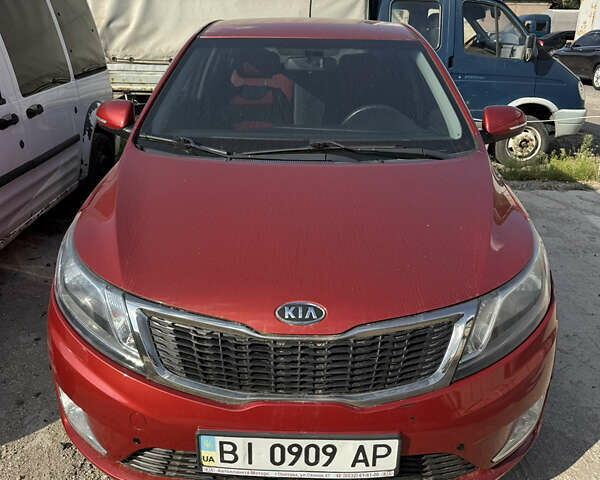 Красный Киа Рио, объемом двигателя 1.59 л и пробегом 48 тыс. км за 10000 $, фото 1 на Automoto.ua
