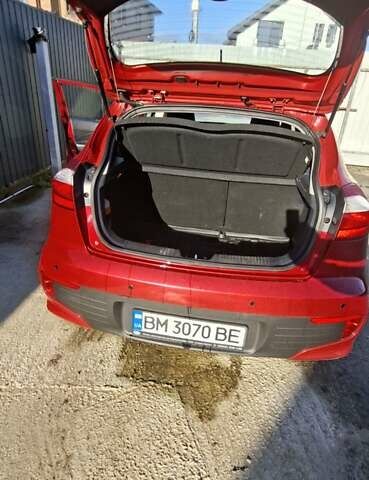 Червоний Кіа Ріо, об'ємом двигуна 1.4 л та пробігом 104 тис. км за 9500 $, фото 1 на Automoto.ua