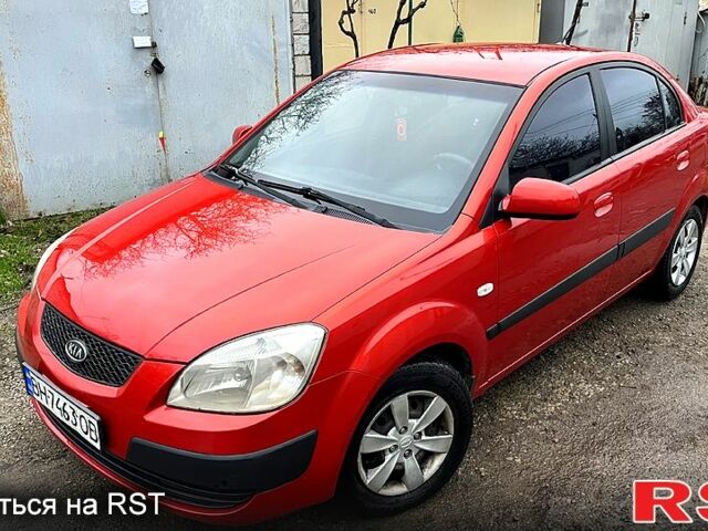 Красный Киа Рио, объемом двигателя 1.5 л и пробегом 198 тыс. км за 3999 $, фото 1 на Automoto.ua