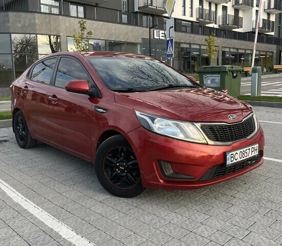 Красный Киа Рио, объемом двигателя 1.4 л и пробегом 202 тыс. км за 7300 $, фото 1 на Automoto.ua