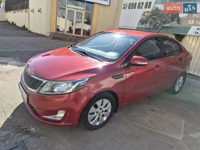 Красный Киа Рио, объемом двигателя 1.59 л и пробегом 96 тыс. км за 8100 $, фото 1 на Automoto.ua